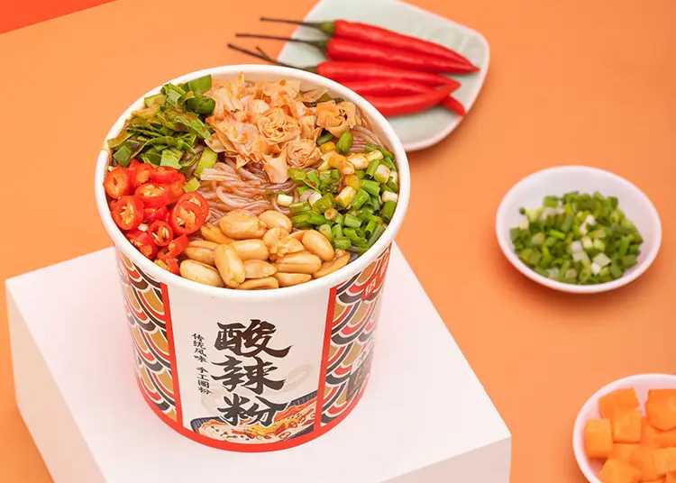 【品質(zhì)之選】桶裝泡面封口包裝生產(chǎn)線：攜手陳村、楊掌柜、金華、顧大嫂、統(tǒng)一，共鑄食品包裝新篇章
